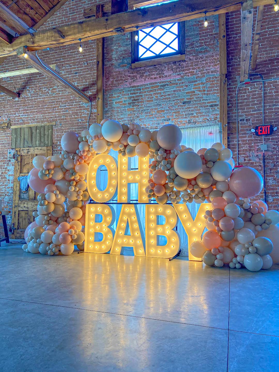 Event Booking with Jexsy Balloons - Full Balloon Arch